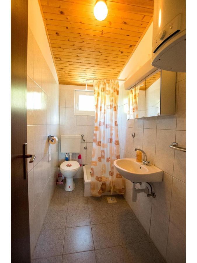 Apartments Velebit Starigrad Paklenica Chambre photo
